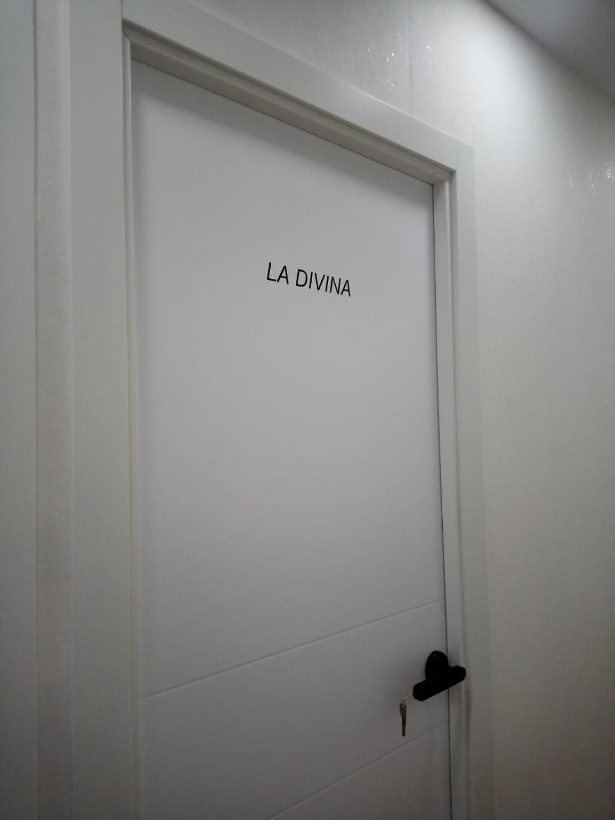 Dreams Low Cost - Madrid — Photos 2